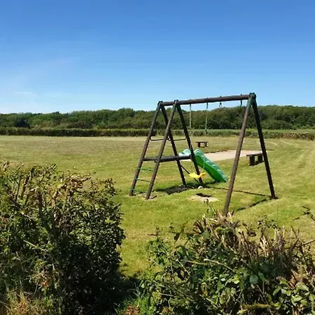 別荘 Maison De Charme Avec Vue Sur - - 80 M² - Jardin *