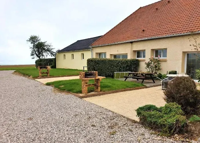 Maison De Charme Avec Vue Sur - - 80 M² - Jardin Holiday home *